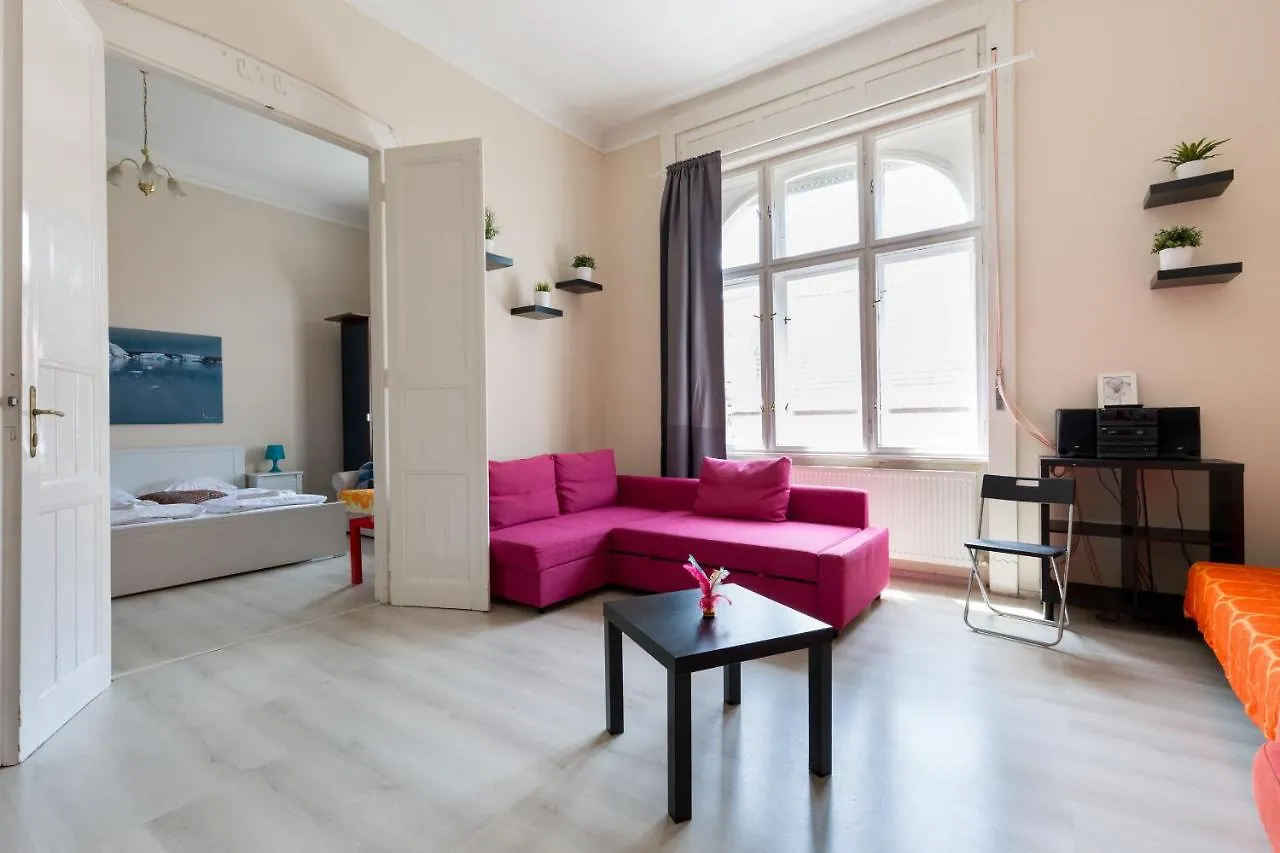 Budapesteasyflat Wesselenyi 公寓 布达佩斯